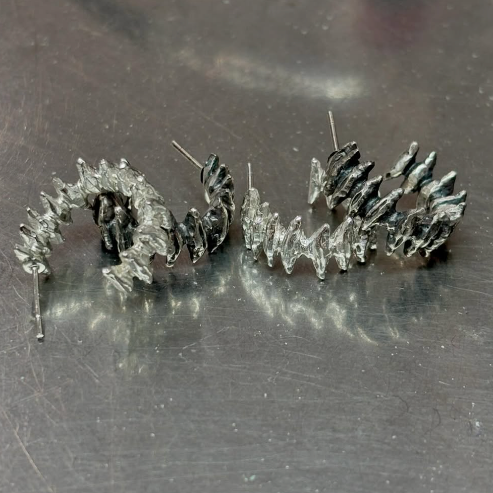 Centipede Hoop .1 (per piece)