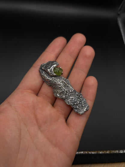 Oak Necklace .1 / Peridot