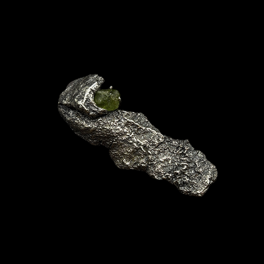 Oak Necklace .1 / Peridot