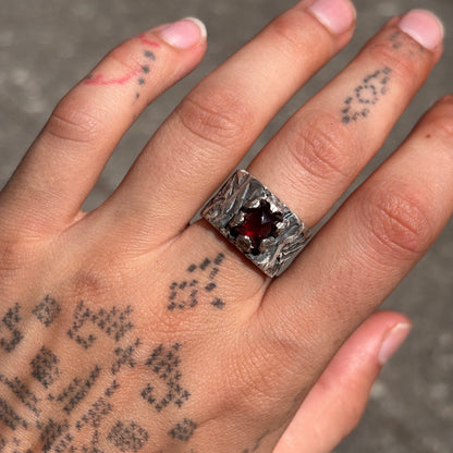 Pochote x Textured Garnet