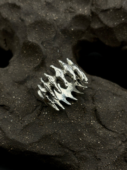 Centipede Ring
