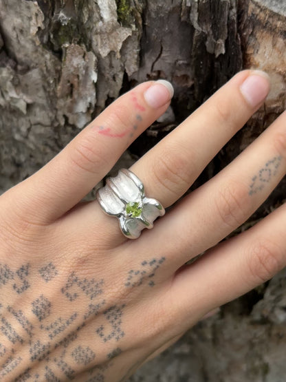 Spine Ring x Peridot