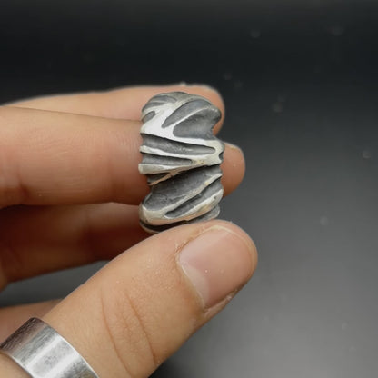 Curve Ring